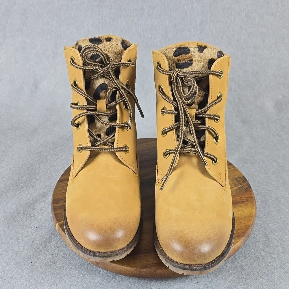 Women's Bronx boots size 7.5 leopard print tongue..
